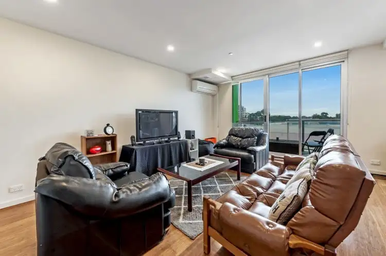 Fourth view of Homely unit listing, 301/7 Warrs Avenue, Preston VIC 3072