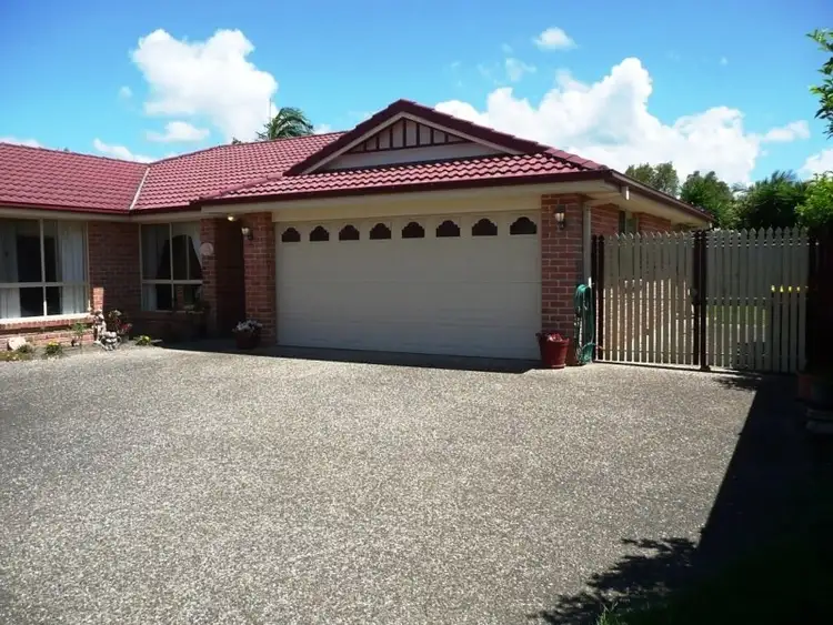 2/9 Seabreeze Boulevard, Pottsville NSW 2489