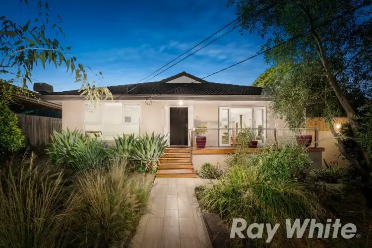 27 Bellbird Drive, Wantirna VIC 3152