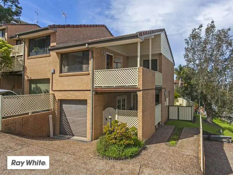 Main view of Homely townhouse listing, 10/15-17 Meares Place, Kiama NSW 2533