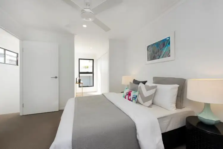 Seventh view of Homely townhouse listing, 3/33 Rawlinson Street, Murarrie QLD 4172