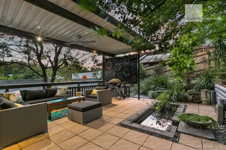 24 Frederick Street, Taringa QLD 4068