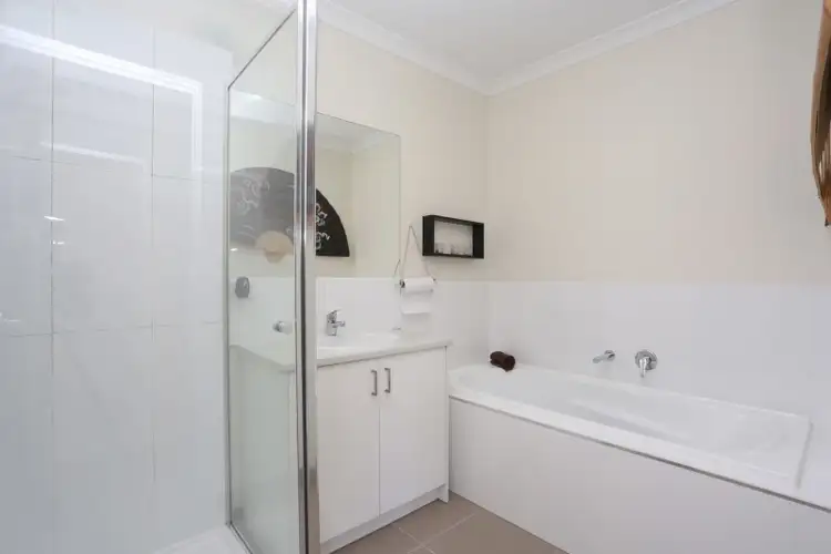 Sixth view of Homely house listing, 1 Tanika Walk, Epping VIC 3076