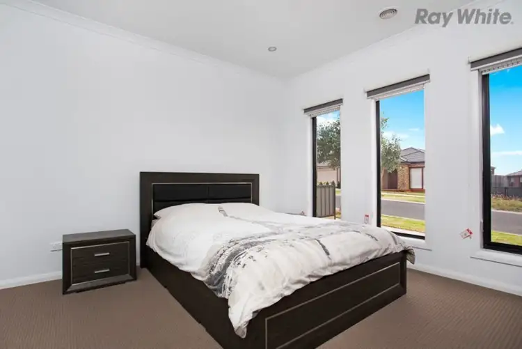 Seventh view of Homely house listing, 7 Viewmont Avenue, Craigieburn VIC 3064