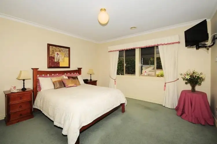 Sixth view of Homely house listing, 2 Illawong Mews, Langwarrin VIC 3910