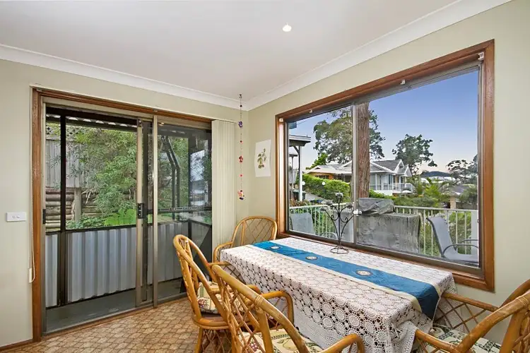 Fifth view of Homely house listing, 27 Treeview Place, Saratoga NSW 2251