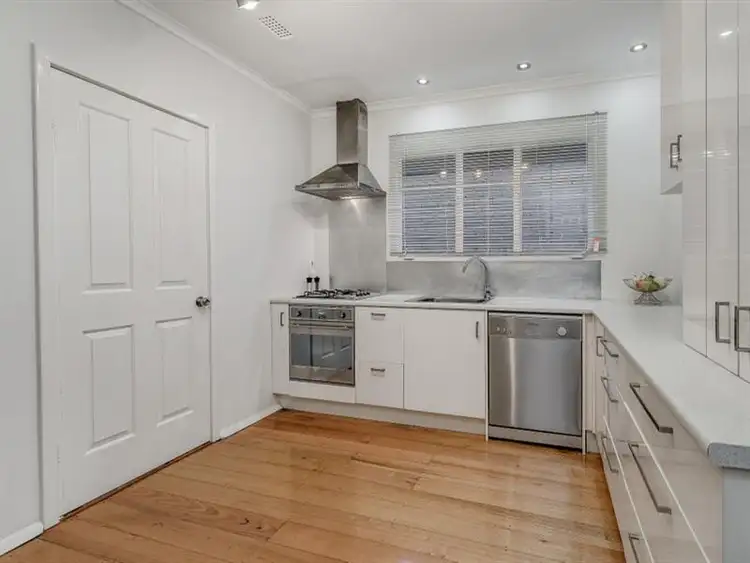 Seventh view of Homely house listing, 16 Ramu Parade, Heidelberg West VIC 3081