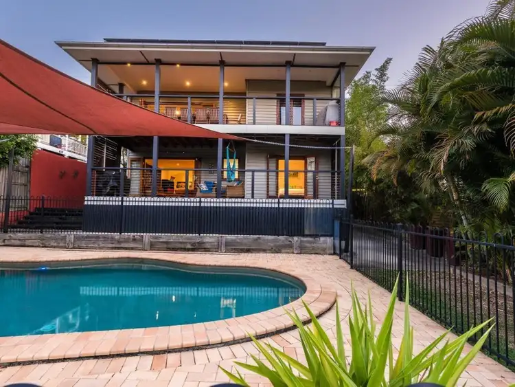 126 Brisbane Street, Bulimba QLD 4171