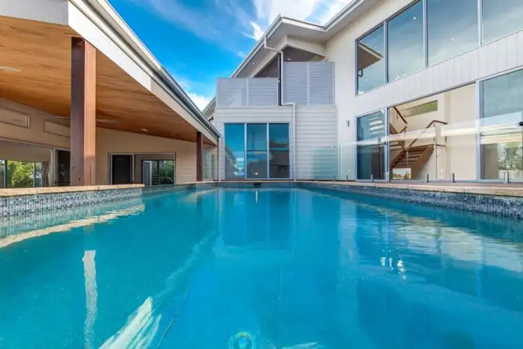 12 Mariners Place, Sunrise Beach QLD 4567
