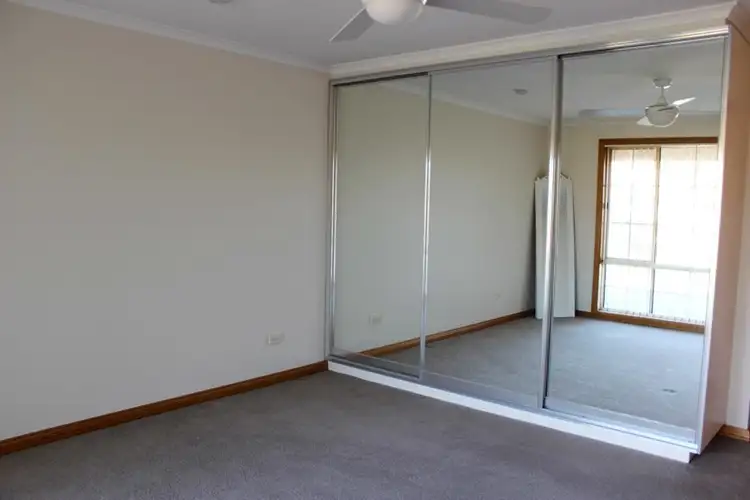 Seventh view of Homely house listing, 5 Dowell Place, Griffith NSW 2680