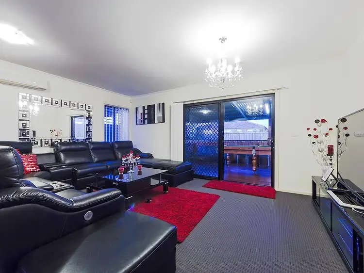 Fifth view of Homely house listing, 10 Hidden Valley Street, Tarneit VIC 3029
