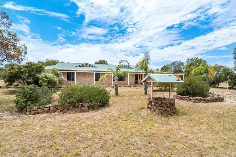 14 Forrester Road, Moresby WA 6530