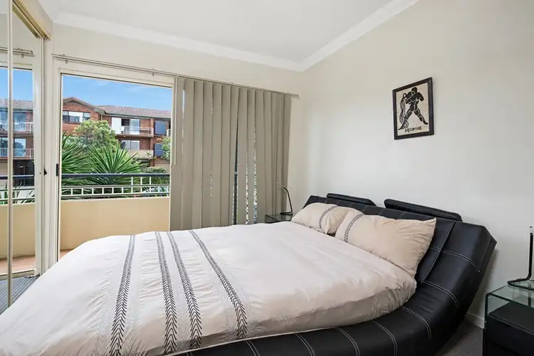Sixth view of Homely unit listing, 4/70 Ekibin Road, Annerley QLD 4103