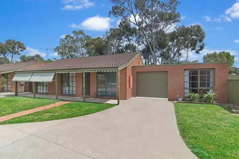 Main view of Homely house listing, 4/2-4 Kirby Street, Golden Square VIC 3555