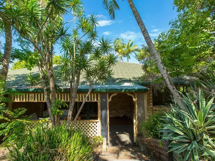 2/179 Turpin Road, Labrador QLD 4215