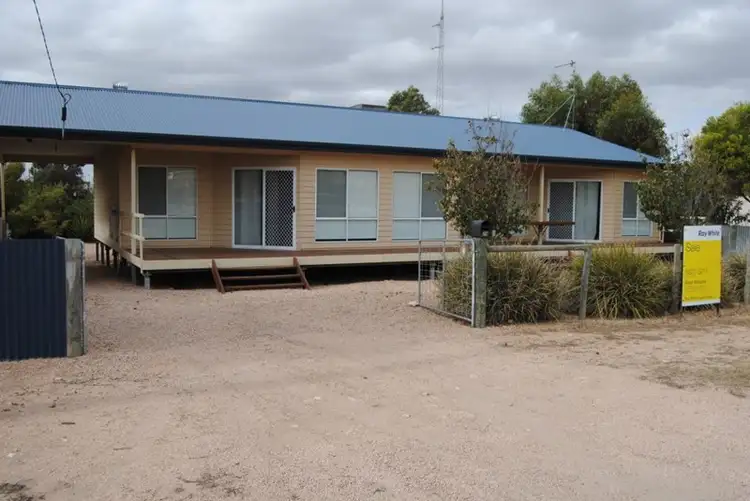 29 Monmouth Street, Moonta Bay SA 5558