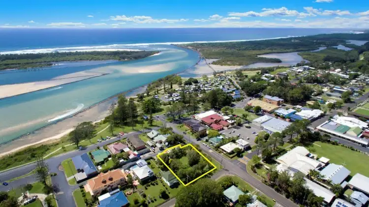 6-8 Bonville Street, Urunga NSW 2455