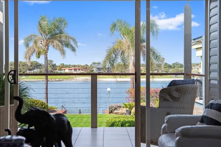 23/74 Military Road, Tennyson SA 5022