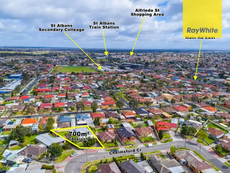 Second view of Homely house listing, 33 Chelmsford Crescent, St Albans VIC 3021