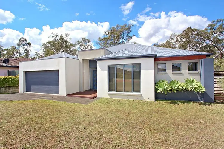 39 Turrbal Street, Bellbowrie QLD 4070