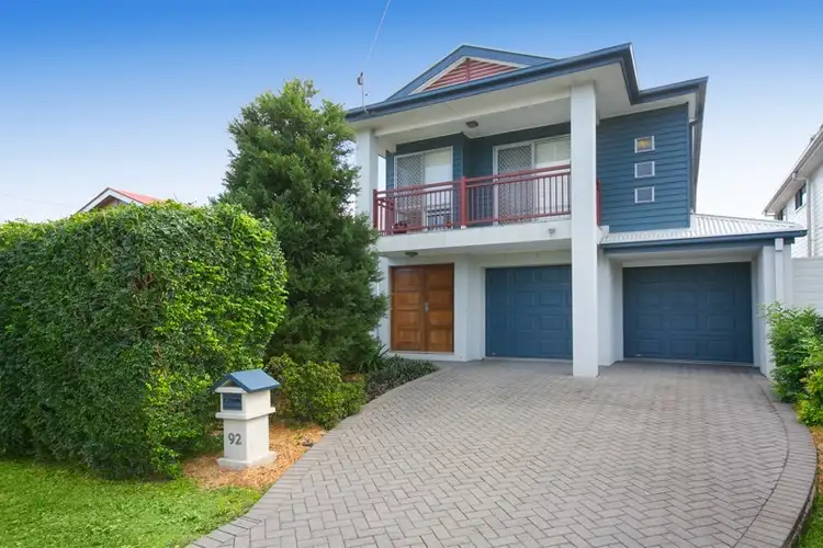 92 Raceview Avenue, Hendra QLD 4011