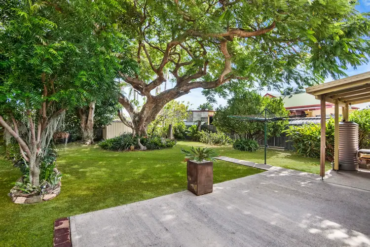 1 Oxley Street, Tweed Heads South NSW 2486