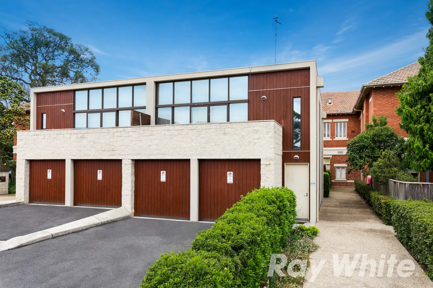 Main view of Homely townhouse listing, 17/125 Main Drive, Macleod VIC 3085