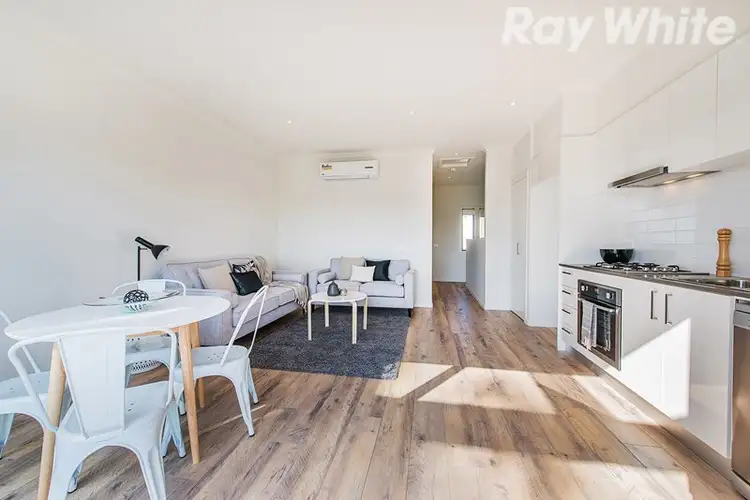 Fourth view of Homely unit listing, 2/27-33 Stamford Crescent, Rowville VIC 3178