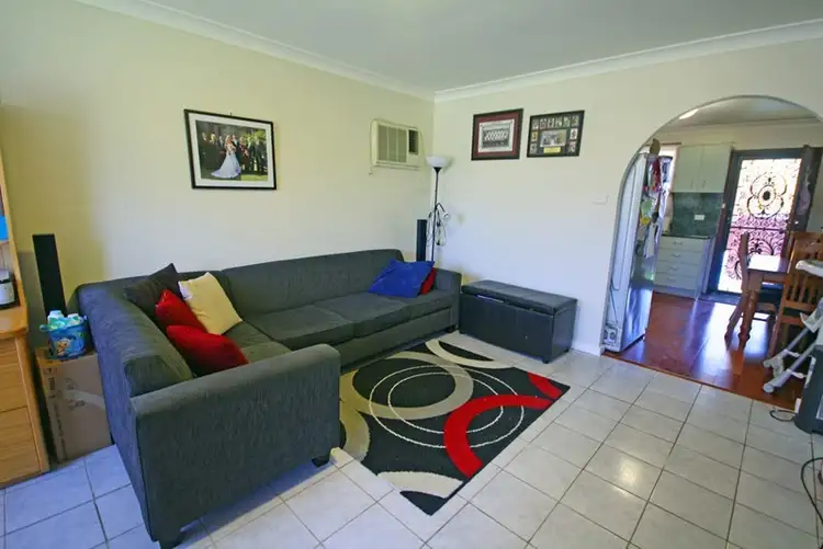 Third view of Homely villa listing, 3/105 Chester Road, Ingleburn NSW 2565