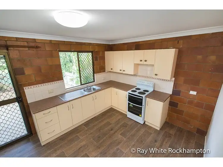 Sixth view of Homely house listing, 32 Thozet Road, Koongal QLD 4701