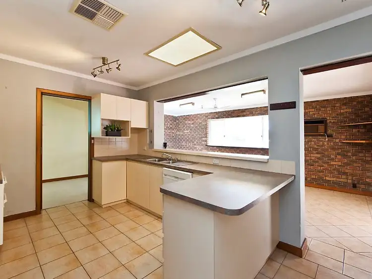 Fifth view of Homely house listing, 11 Sandon Road, Thornlie WA 6108