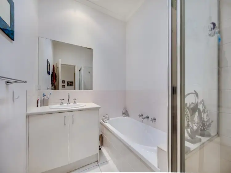 Sixth view of Homely unit listing, 4/1 Tower Avenue, Frankston VIC 3199