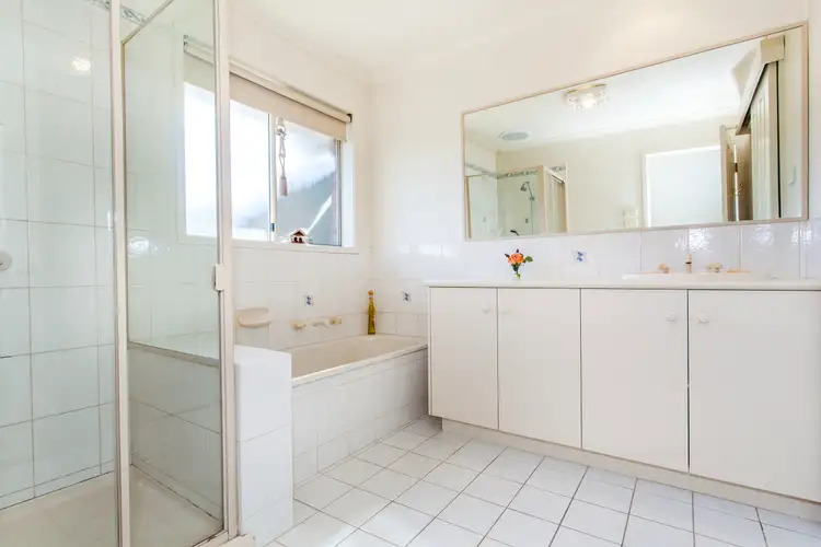 Seventh view of Homely house listing, 15 Sandon Circuit, Forest Hill VIC 3131