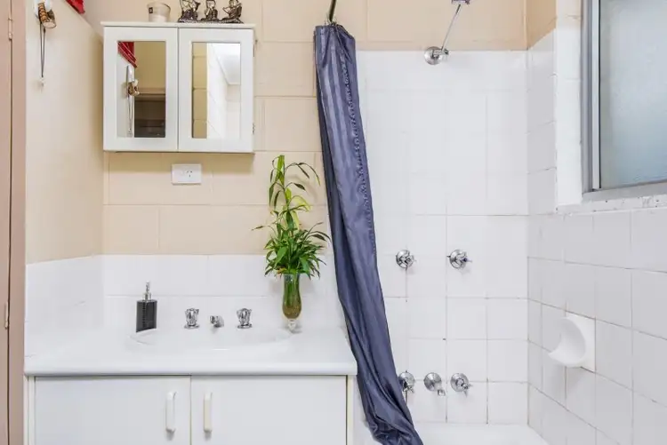 Fifth view of Homely unit listing, 4/39 Brisbane Road, Mooloolaba QLD 4557