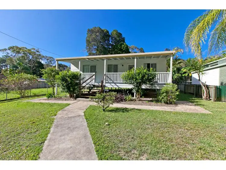 Second view of Homely house listing, 7 Perulpa Street, Coochiemudlo Island QLD 4184