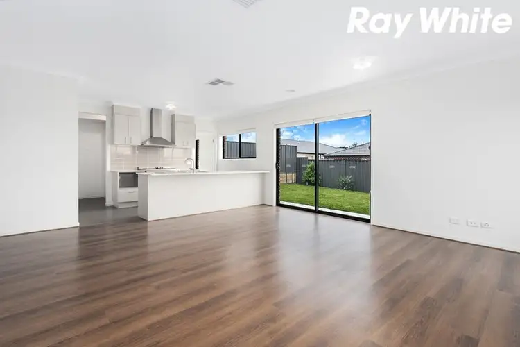 Fifth view of Homely house listing, 6 Chelan Court, Pakenham VIC 3810