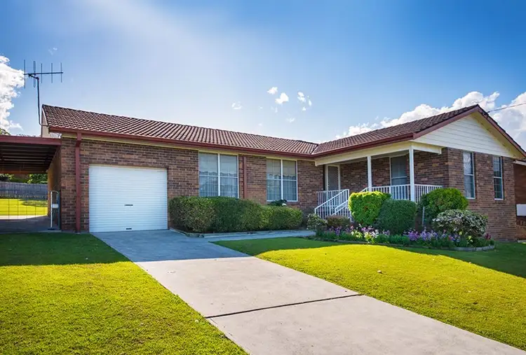 102 Kanangra Drive, Taree NSW 2430