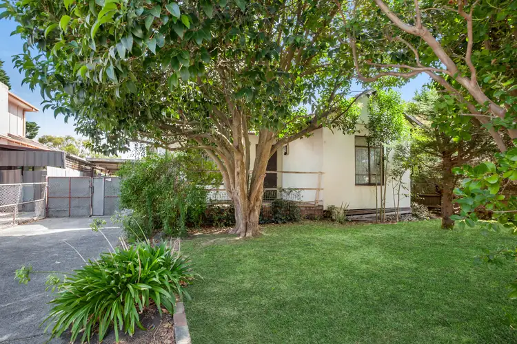 24 Elm Street, Preston VIC 3072