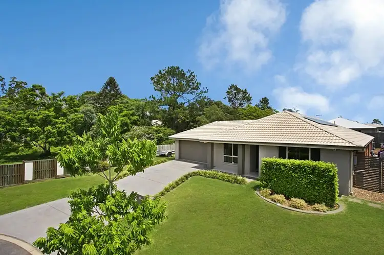 13 Kauri Pine Close, Moggill QLD 4070