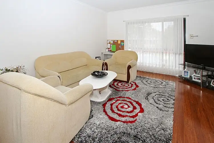 Fifth view of Homely house listing, 1 Glenfield Court, Lalor VIC 3075