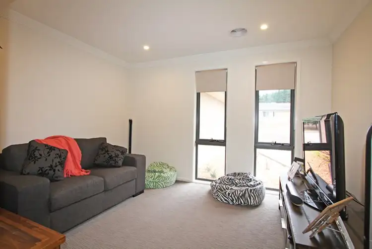 Sixth view of Homely house listing, 10 Donoghoe Place, Bungendore NSW 2621
