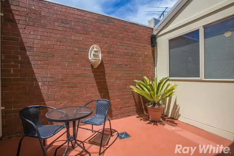 Seventh view of Homely house listing, 19 The Fairway, Kingsbury VIC 3083