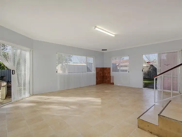 Sixth view of Homely house listing, 3 Cockman Way, Orelia WA 6167
