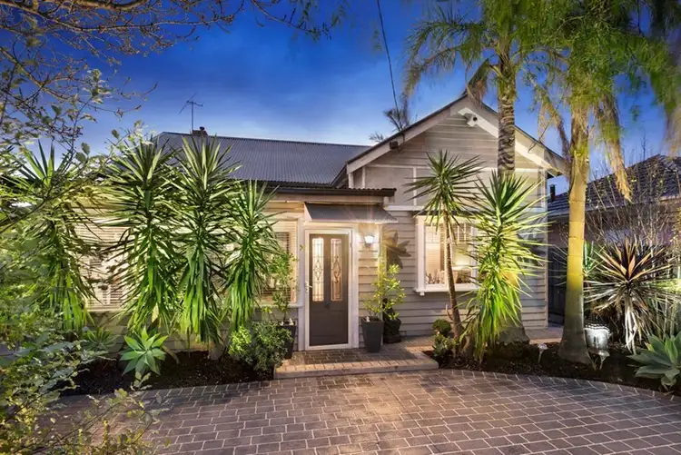 1699 Dandenong Road, Oakleigh East VIC 3166