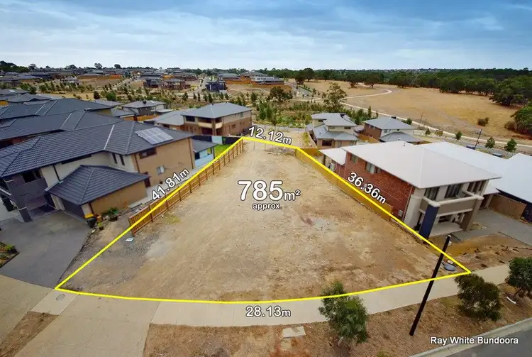 8 Hillhouse Crescent, Bundoora VIC 3083