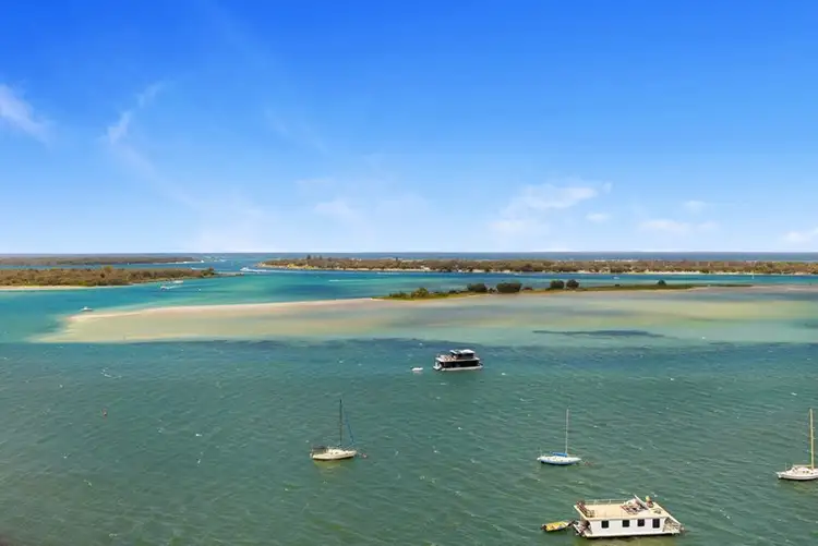 300 Marine Parade, Labrador QLD 4215