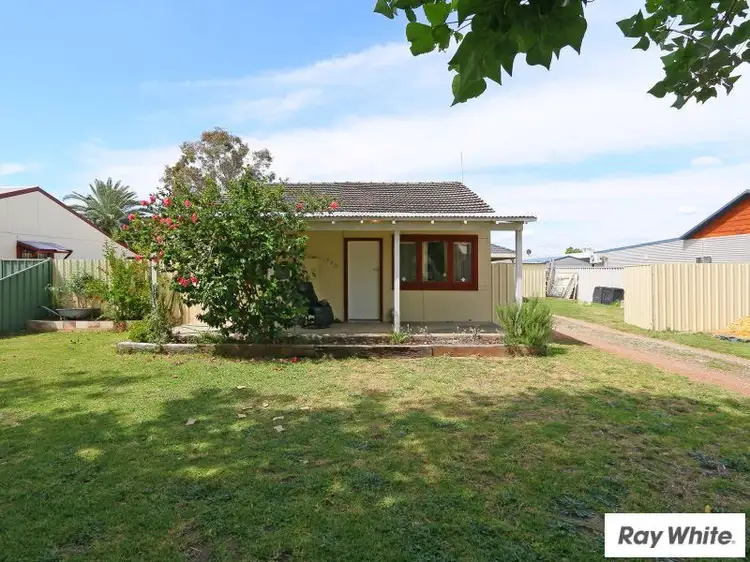 110 Elizabeth Street, Beckenham WA 6107