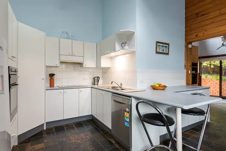 Fifth view of Homely house listing, 10 Amber Close, Thornleigh NSW 2120