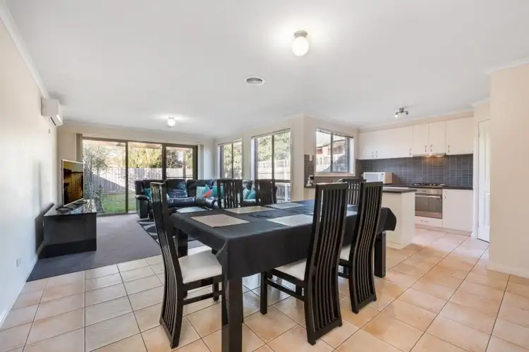 1/24 Jabone Terrace, Bell Park VIC 3215