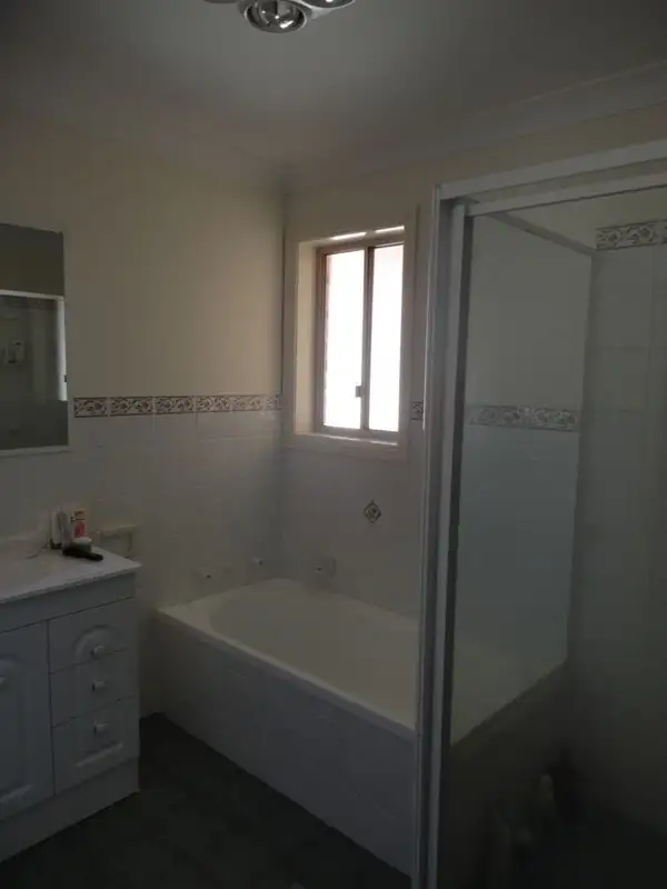 Third view of Homely unit listing, 1/90 Parkes Street, Temora NSW 2666